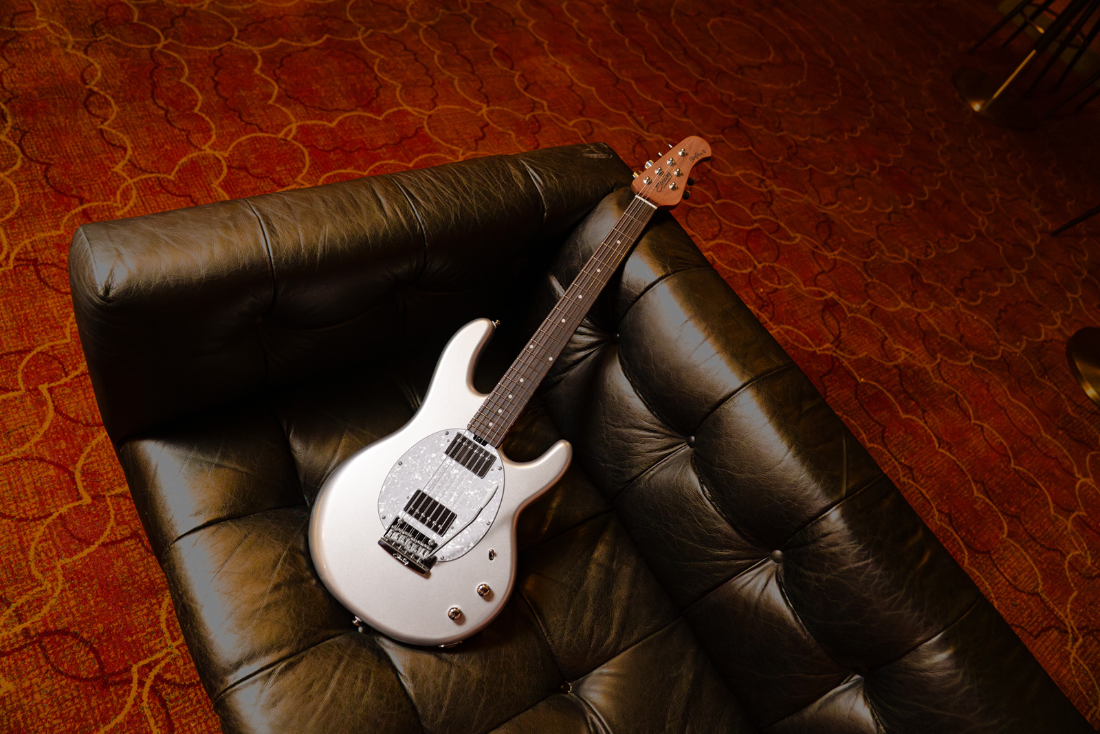 Sterling By Musicman Stingray Ii Trem Hh Rw - Silver - Guitarra eléctrica con forma de str. - Variation 1