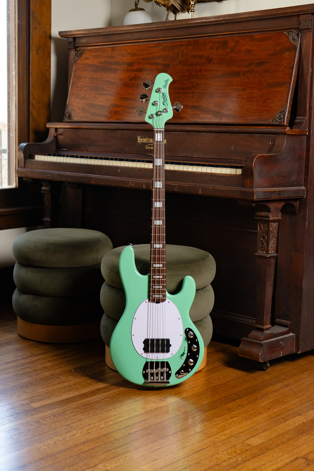 Sterling By Musicman Stingray4 Sub Series 1h Jat - Seafoam Green - Bajo eléctrico de cuerpo sólido - Variation 4