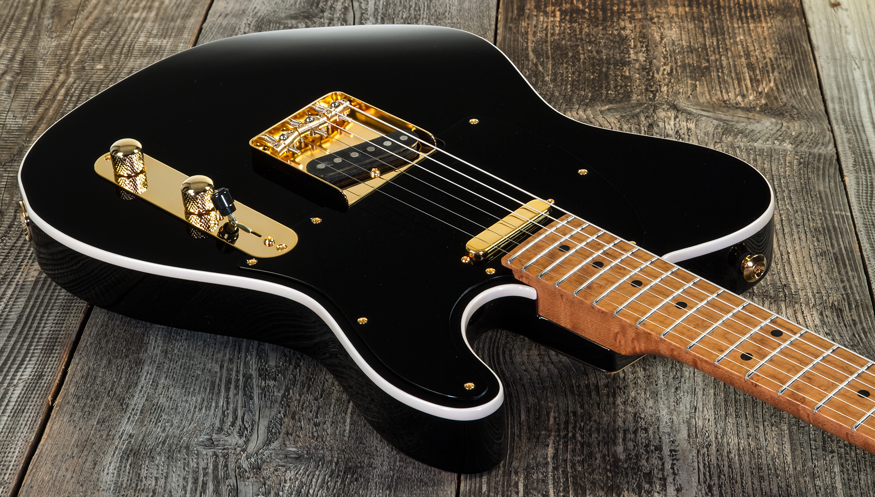 Suhr Mateus Asato Classic 01-sig-0030 Signature 2s  Ht Mn - Black - Guitarra eléctrica con forma de tel - Variation 2