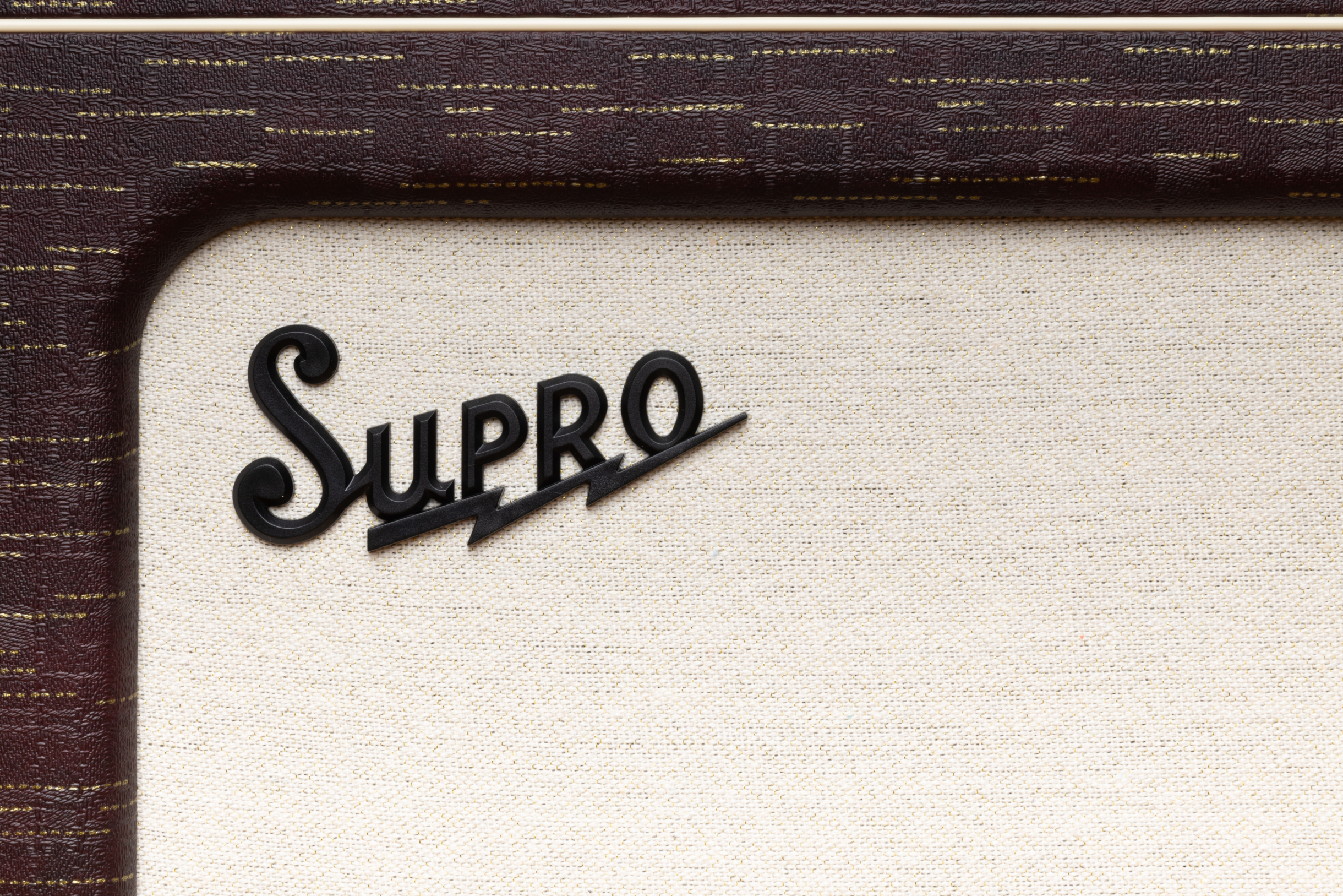 Supro Ambassador Custom Burgundy Gold Scandia 2x10 50w - Combo amplificador para guitarra eléctrica - Variation 5