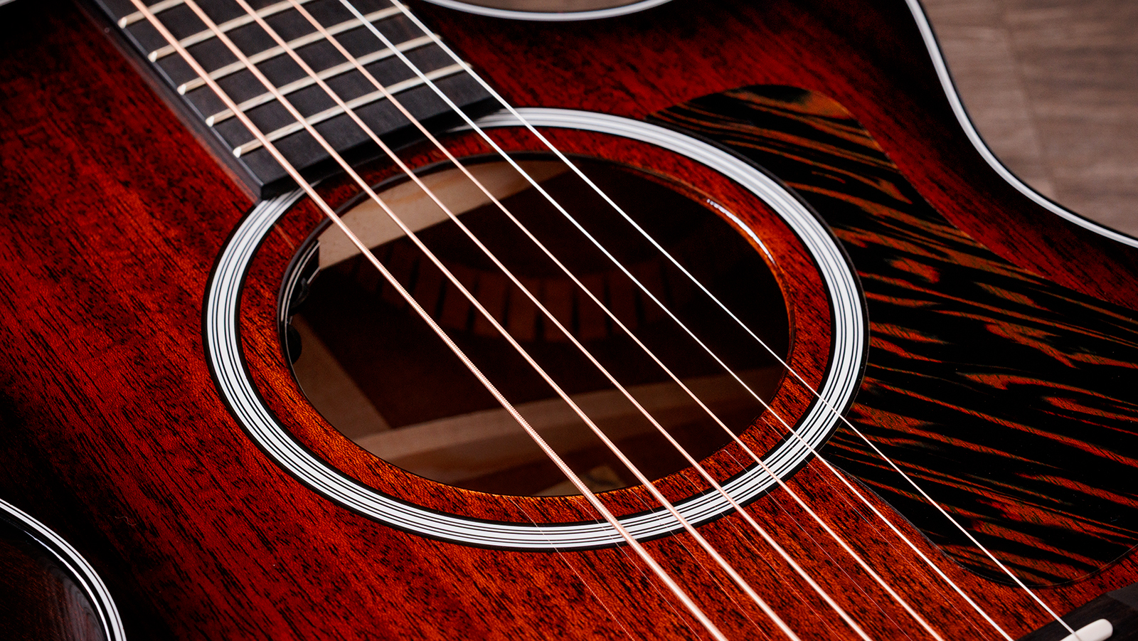 Taylor 322ce Next Gen. Grand Concert Cw Shsc Acajou Sapele Eb Claria - Medium Brown Stain - Guitarra folk - Variation 2