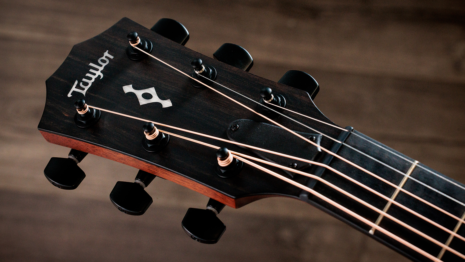 Taylor 322ce Next Gen. Grand Concert Cw Shsc Acajou Sapele Eb Claria - Medium Brown Stain - Guitarra folk - Variation 6