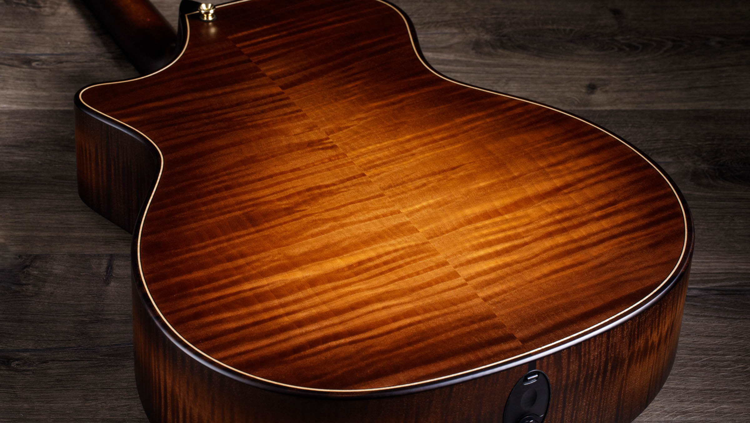 Taylor 614ce Builder's Edition V-class Grand Auditorium Cw Epicea Erable Eb Es2 - Natural Top & Wild Honey Burst - Guitarra folk - Variation 4