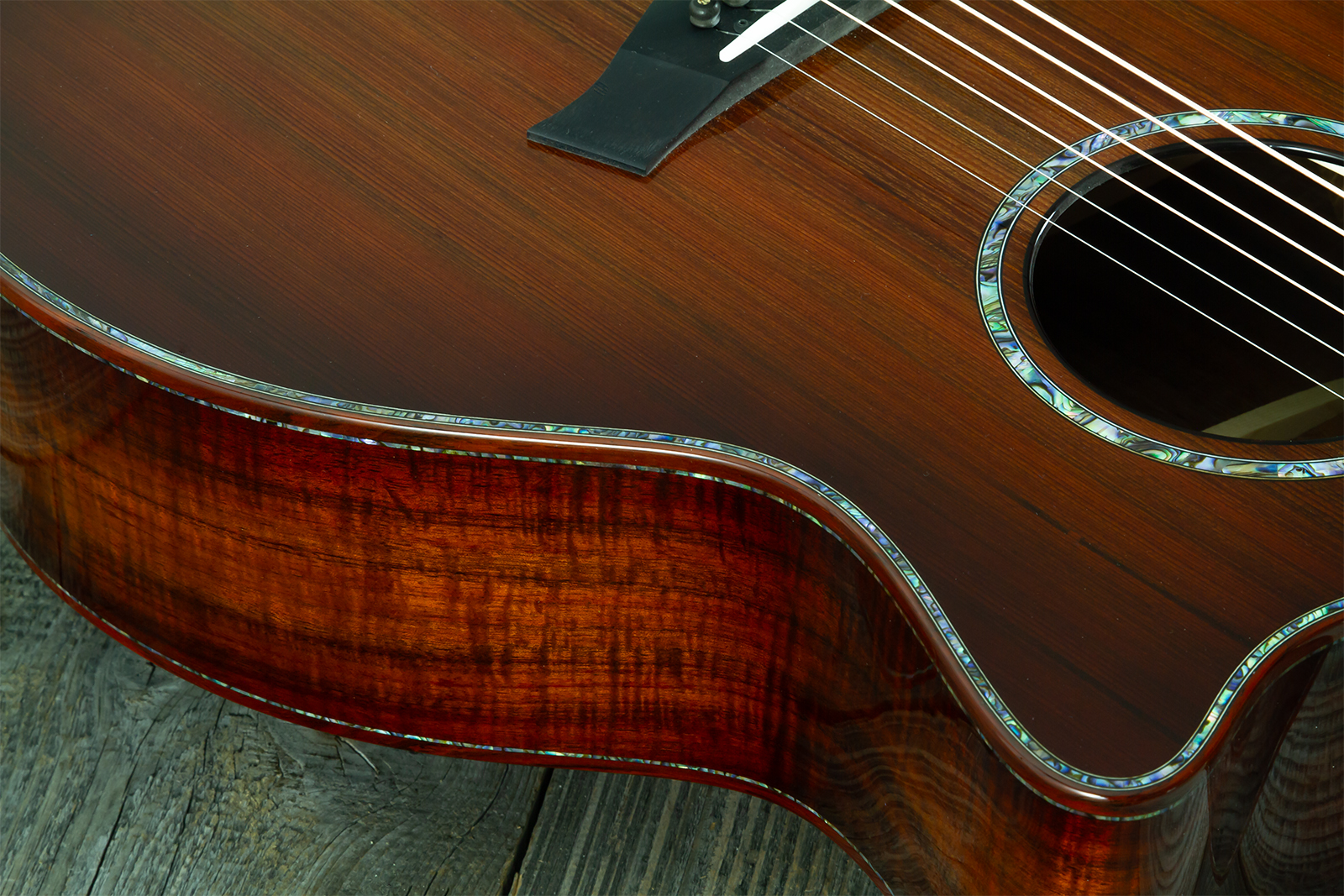 Taylor Custom Shop Grand Auditorium Cw Redwood / Koa Eb Es2 #1211143039 #1210103110 - Shaded Edgeburst - Guitarra folk - Variation 5