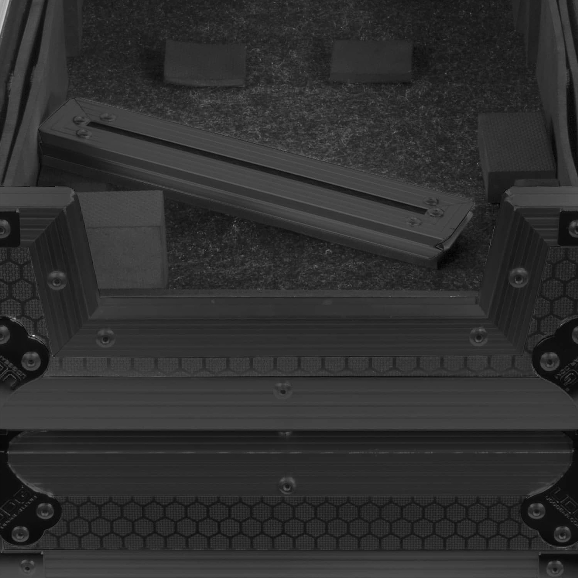 Udg U 91021 Bl3 - Flightcase DJ - Variation 6