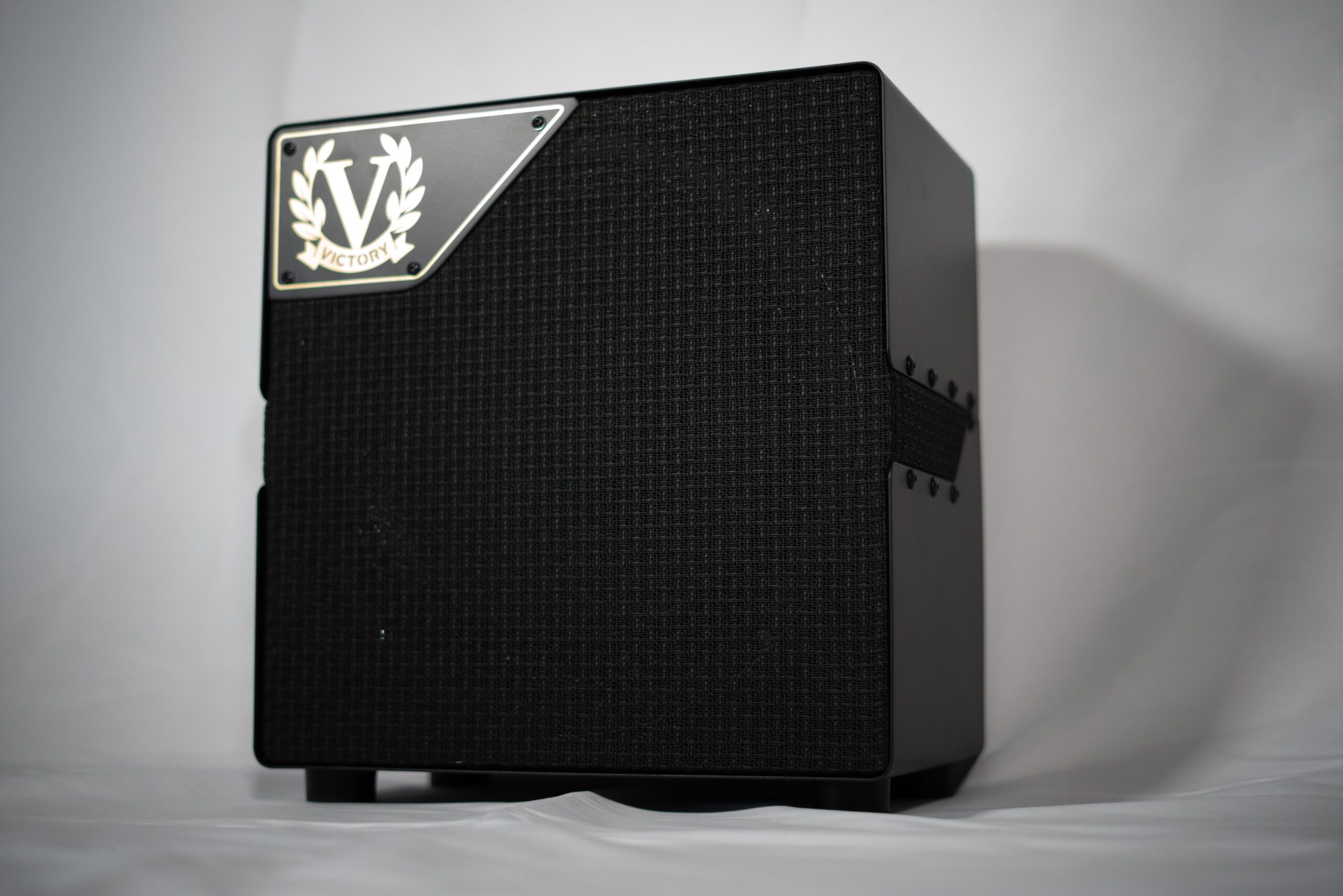Victory Amplification V112 Sheriff Lunchbox Cabinet 80w 1x12 - Cabina amplificador para guitarra eléctrica - Variation 2