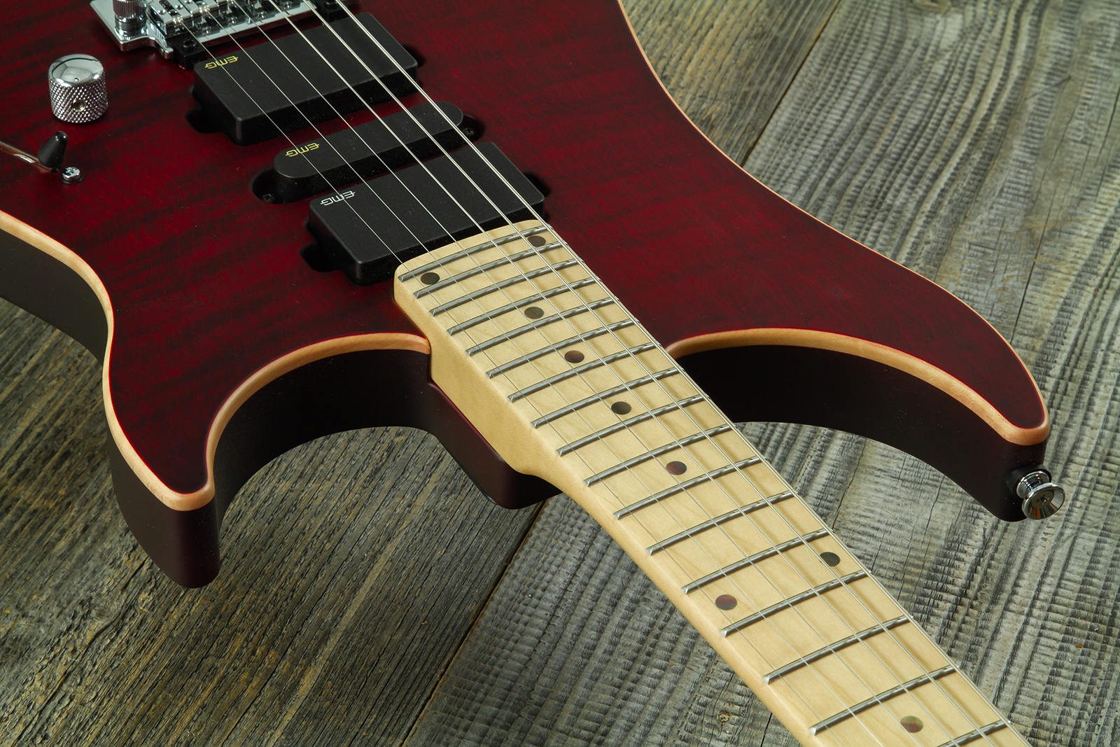Vigier Excalibur Ultra Hsh Trem Mn - Double Ruby Fade Matte - Guitarra eléctrica con forma de str. - Variation 3