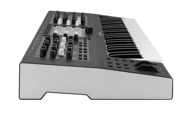 Sintetizador Waldorf Iridium Keyboard