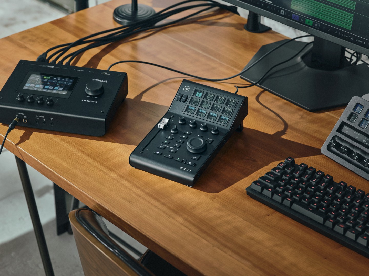 Yamaha Cc1 - Controlador Midi - Variation 7