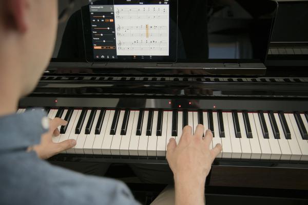 Yamaha Csp150 - Polished Ebony - Piano digital con mueble - Variation 4
